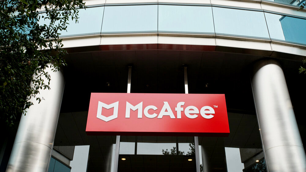 Компанию McAfee за 14 млрд долларов покупает группа, возглавляемая инвестиционной компанией Advent